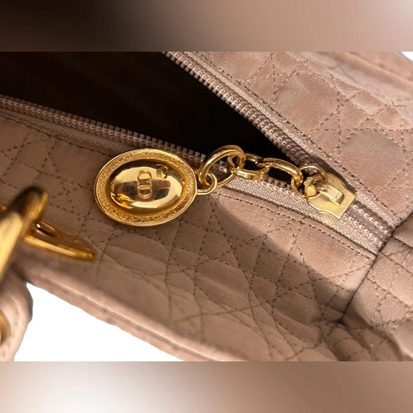 CHRISTIAN DIOR
Nylon Cannage Large Lady Dior Tan - Picture 10 of 10